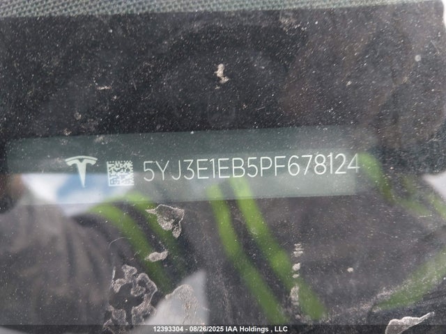 5YJ3E1EB5PF678124 Tesla MODEL 3