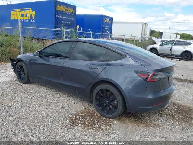 5YJ3E1EB5PF678124 Tesla MODEL 3