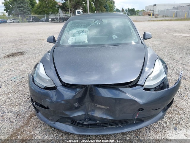 5YJ3E1EB5PF678124 Tesla MODEL 3