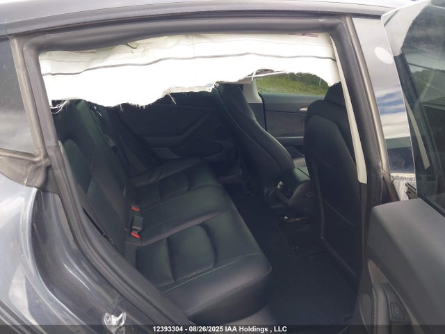 5YJ3E1EB5PF678124 Tesla MODEL 3