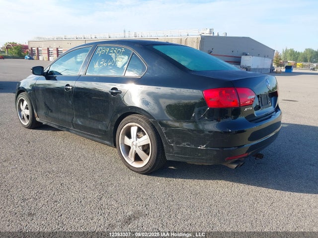 3VW2K7AJ3EM364093 Volkswagen Jetta