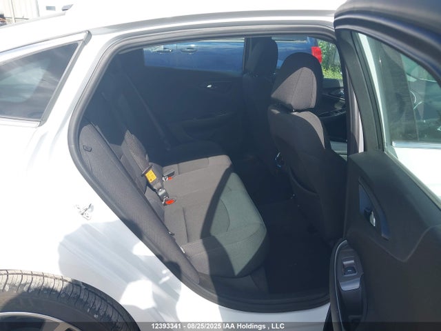 Chevrolet lfv 2023 1G1ZD5ST7PF162207 Image 8