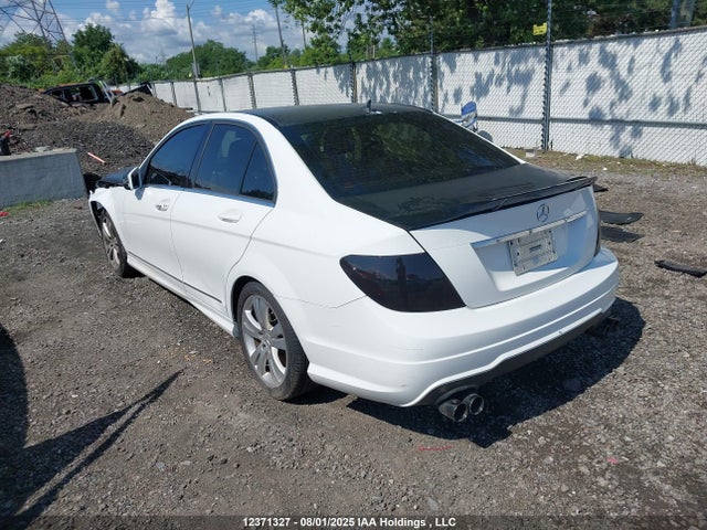 WDDGF8AB5EG160486 Mercedes-Benz C-Class