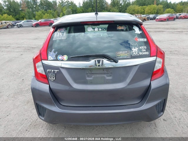 Honda l15b1 2015 3HGGK5H83FM106112 Image 17