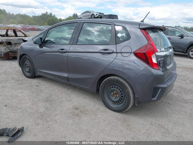 Honda l15b1 2015 3HGGK5H83FM106112 Image 3