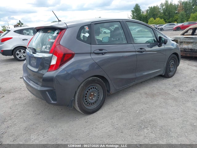Honda l15b1 2015 3HGGK5H83FM106112 Image 4