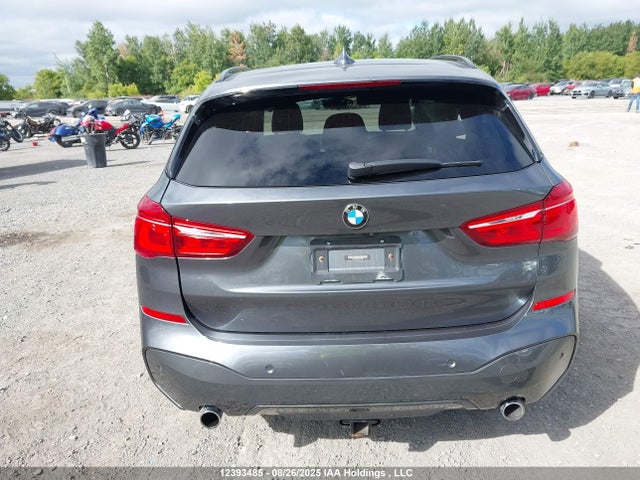 BMW X1 2017 WBXHT3C3XH5F67905 Image 16