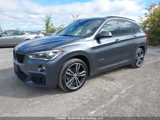 BMW X1 2017 WBXHT3C3XH5F67905 Image 2