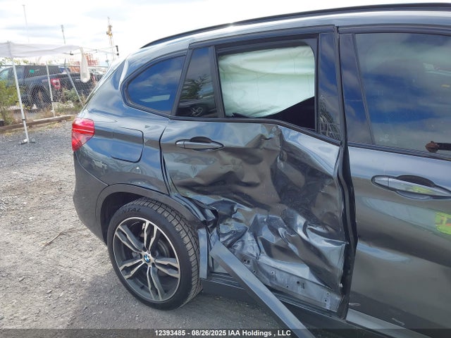 BMW X1 2017 WBXHT3C3XH5F67905 Image 6