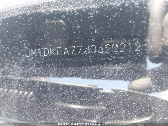 JM1DKFA77J0322212 Mazda pe