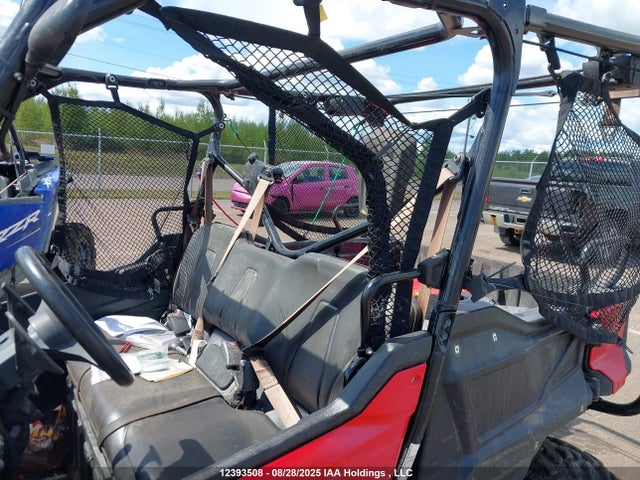 1HFVE0445J4200215 Honda Sxs1000 M5