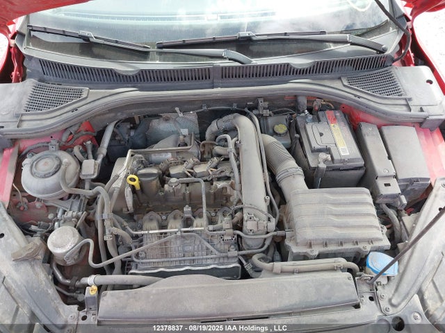 3VWE57BU1KM246942 Volkswagen 1.8 tsi