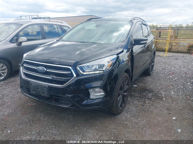 Ford 2019 2019 1FMCU9J91KUC13159 Image 2