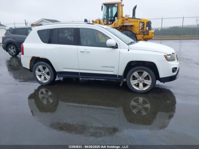 1C4NJDAB8FD100276 Jeep Compass