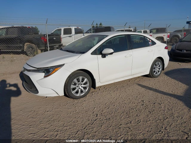 12393641 :رقم المزاد ، 5YFBPMBE1NP347743 vin ، 2022 Toyota Corolla Le/xle مزاد بيع