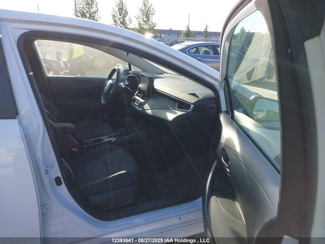 12393641 :رقم المزاد ، 5YFBPMBE1NP347743 vin ، 2022 Toyota Corolla Le/xle مزاد بيع