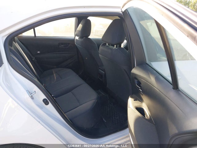 12393641 :رقم المزاد ، 5YFBPMBE1NP347743 vin ، 2022 Toyota Corolla Le/xle مزاد بيع