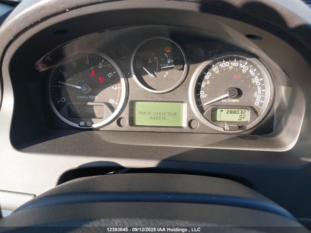 Продаж на аукціоні авто 2011 Land Rover Lr2, vin: SALFR2BN7BH234878, номер лоту: 12393645