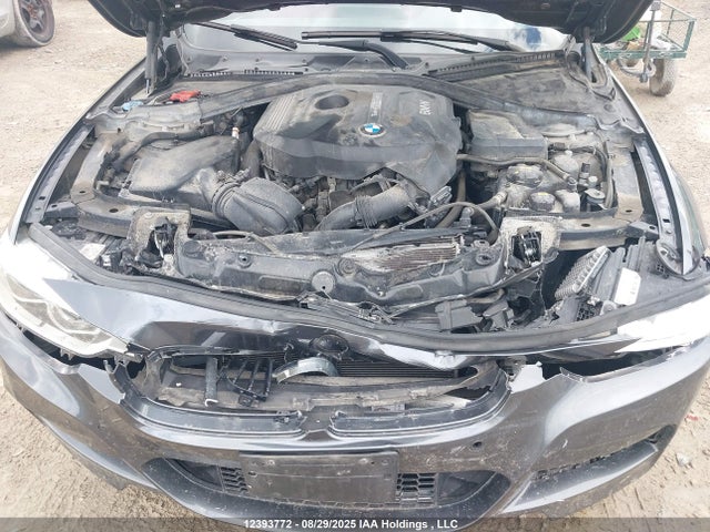WBA8D9C5XJEM32650 BMW 330I