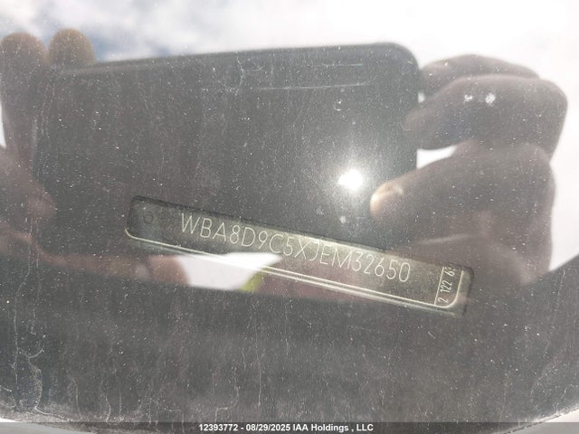 WBA8D9C5XJEM32650 BMW 330I