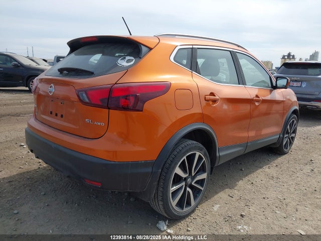 JN1BJ1CR9JW209843 Nissan ROGUE SPORT