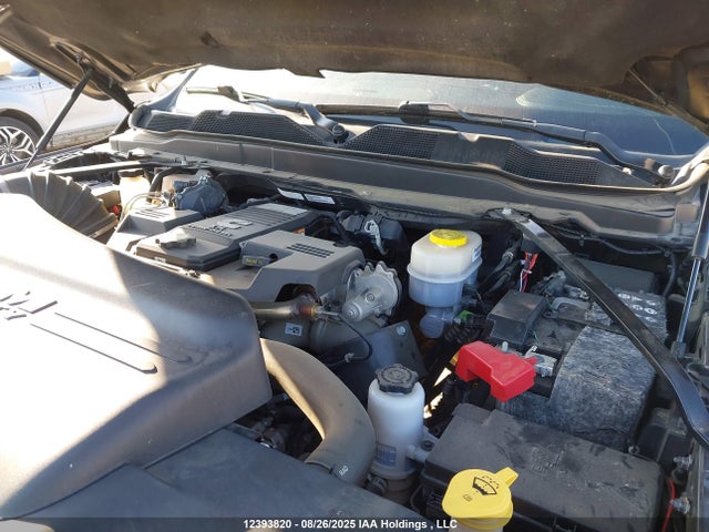 3C6UR5FL8KG685957 RAM 2019