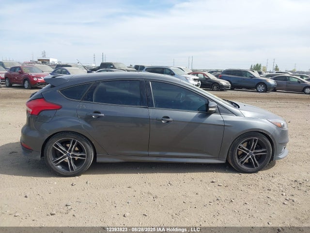 Ford 2016 2016 1FADP3L95GL346911 Image 12