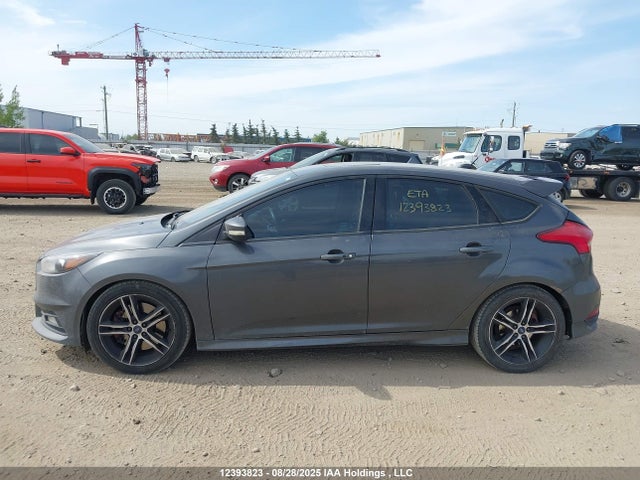 Ford 2016 2016 1FADP3L95GL346911 Image 13