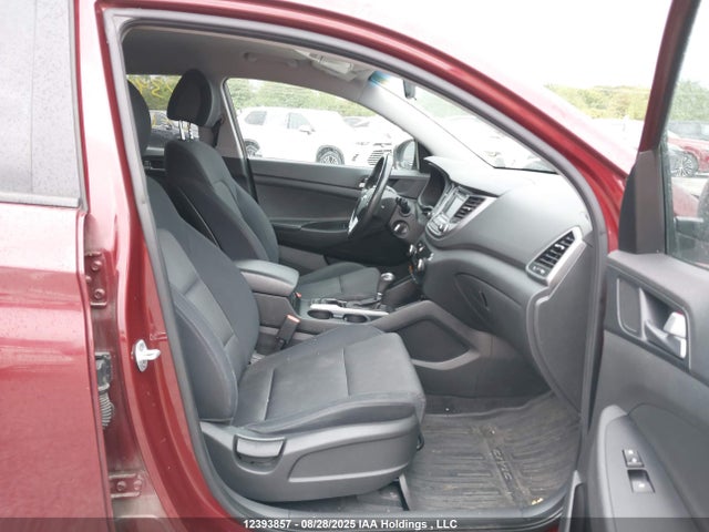 KM8J33A42GU103417 Hyundai 2016