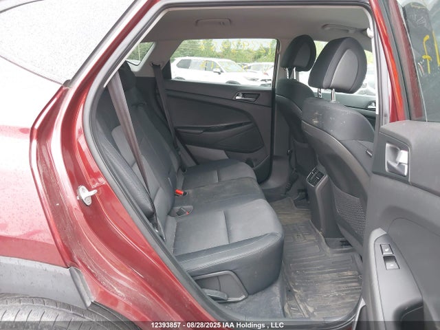 KM8J33A42GU103417 Hyundai 2016