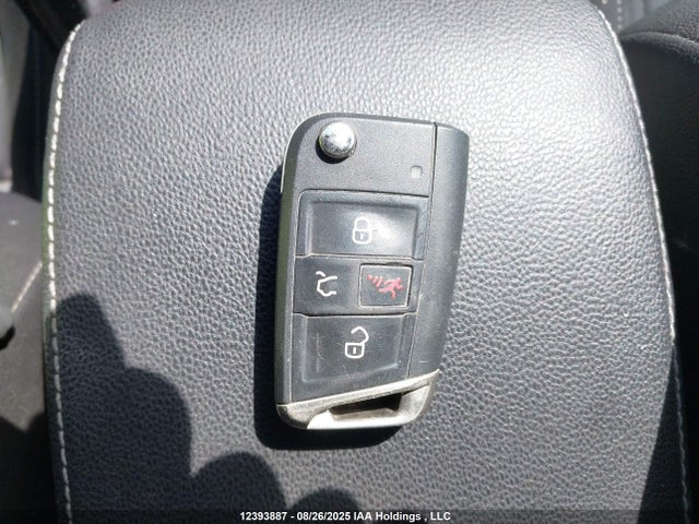 3VWC17AU4HM506635 Volkswagen 1.8 tsi