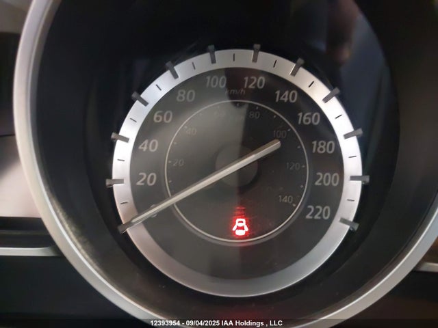 JM1DKBC78G0105749 Mazda pe
