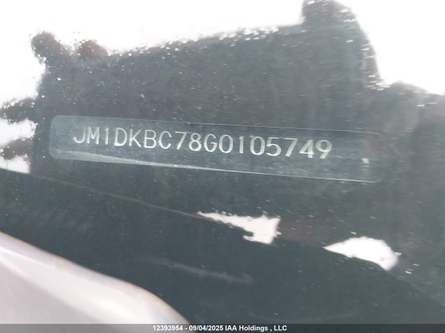 JM1DKBC78G0105749 Mazda pe