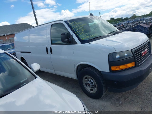 GMC lv1 - spark ignited direct injection, variable valve timing, e85 max, iron 2020 1GTW7BFP5L1221114 Image 13