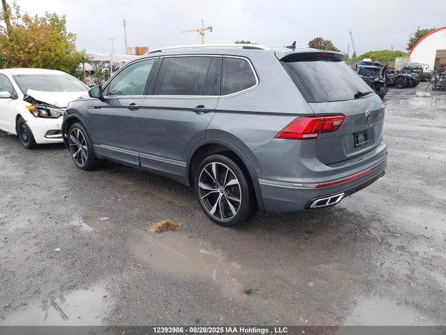 3VV4B7AX0NM045638 Volkswagen Tiguan