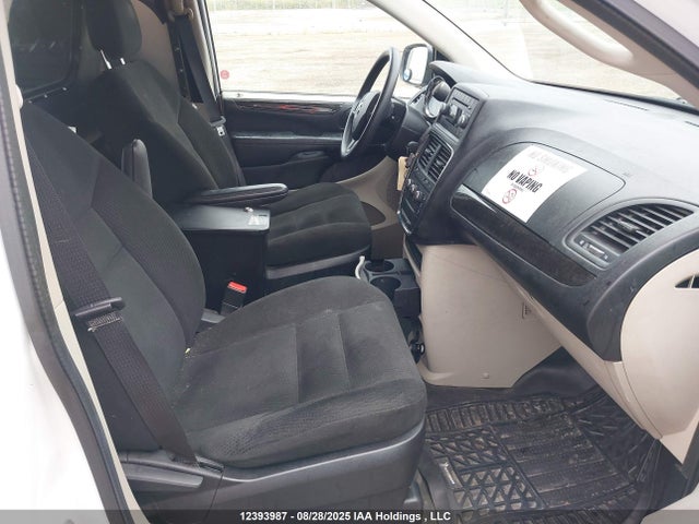 RAM Cargo Van 2015 2C4JRGAG0FR680995 Image 5