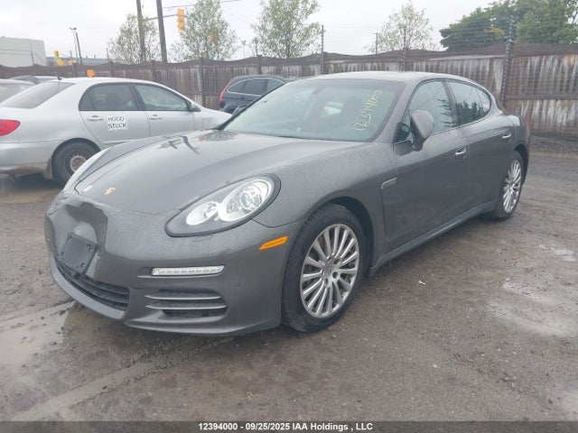 Porsche 2014 2014 WP0AA2A74EL011811 Image 2