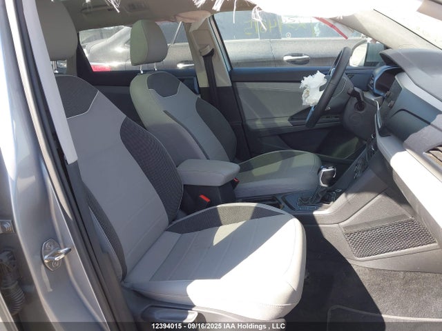 3VVEX7B21RM021525 Volkswagen tsi
