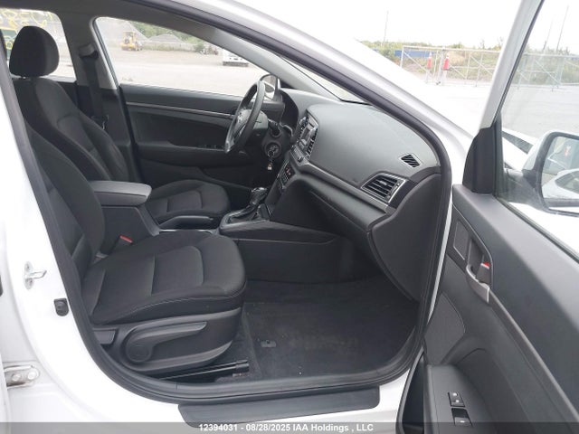 Hyundai Elantra 2017 5NPD74LF1HH132834 Image 5