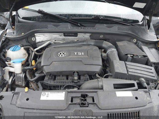 3VWJ17AT6HM631893 Volkswagen 1.8 tsi