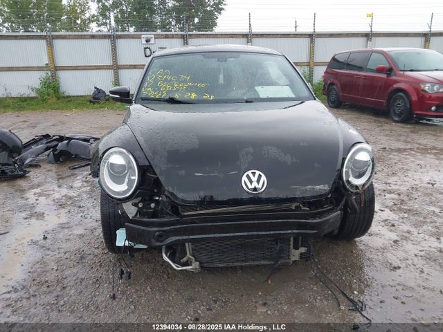 3VWJ17AT6HM631893 Volkswagen 1.8 tsi