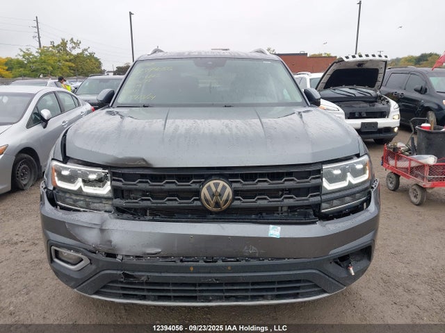 1V2NR2CA6JC530273 Volkswagen fsi