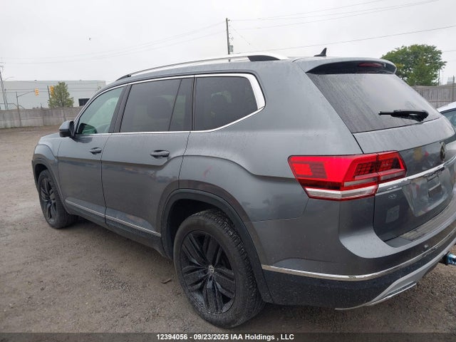 1V2NR2CA6JC530273 Volkswagen fsi