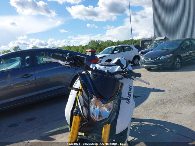 JS1C533B3N7100700 Suzuki R749-
