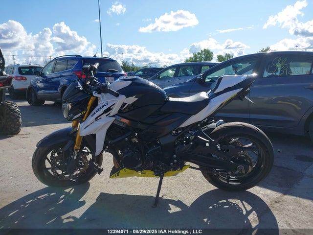 JS1C533B3N7100700 Suzuki R749-