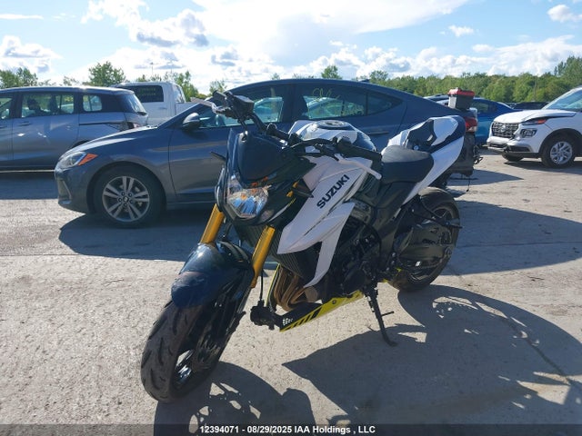 JS1C533B3N7100700 Suzuki R749-