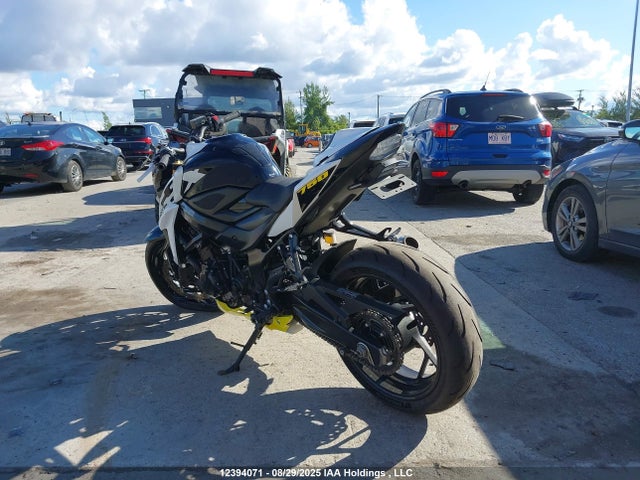 JS1C533B3N7100700 Suzuki R749-