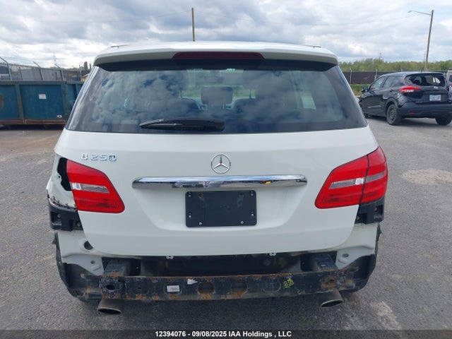 WDDMH4EB5EJ198920 Mercedes-Benz B-Class
