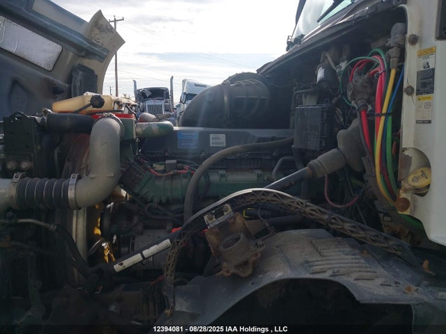 4V4NC9EGXFN189179 Volvo d13