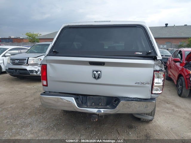 RAM 1500 2018 1C6RR7FT7JS189704 Image 16